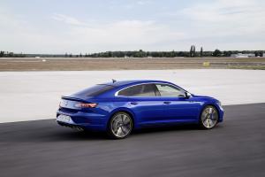 Volkswagen Arteon R 2020 года  (WW)